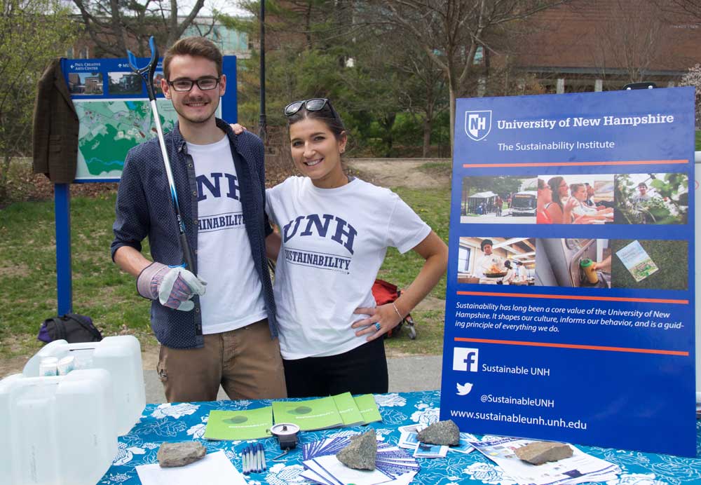 Student's at UNH's Earth Day Dumpster Dive event