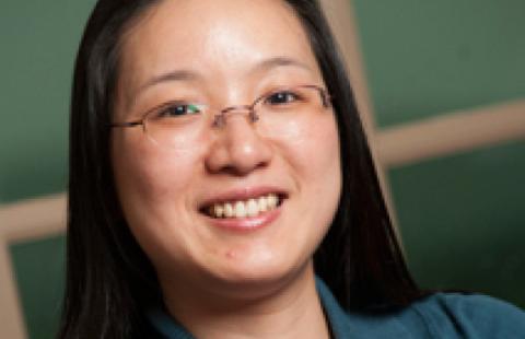 Qiaoyan Yu headshot