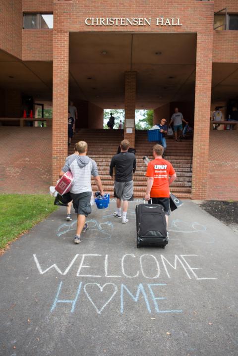 students entering christensen hall