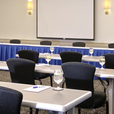 UNH Conferences meeting room