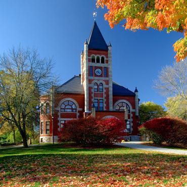 UNH Thompson Hall in the fall