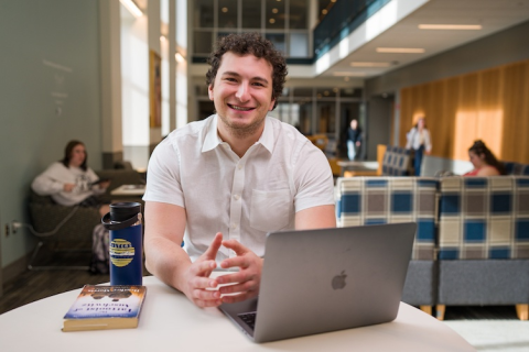 Jonathan Weinberg, Truman Scholar