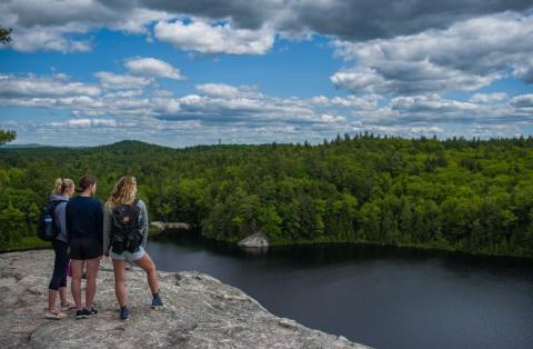 UNH Students at Stonehouse Pond