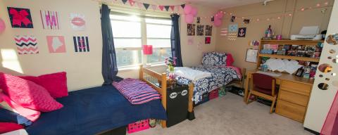 Bedroom in Res Hall