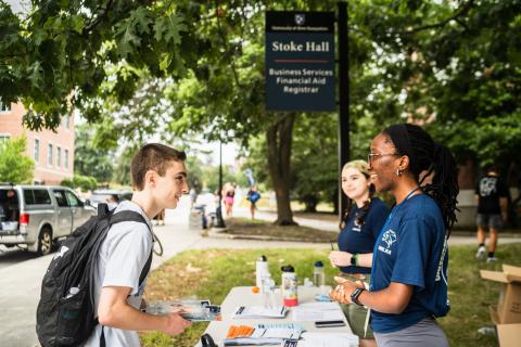 Student staff during move-in day