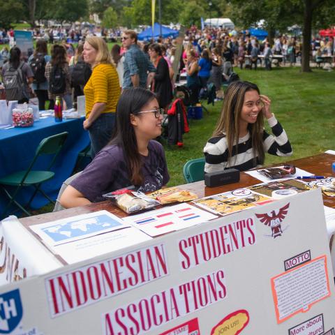 Student organization at University Day
