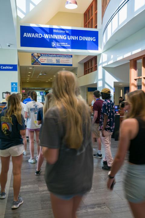 Students entering HoCo at Orientation
