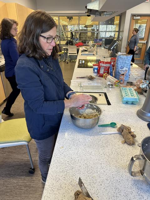 Sara and Anne baking