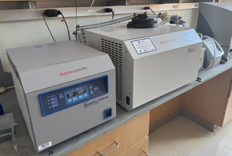 TS SpeedVac in lab at UNH