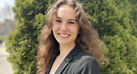 Ella Henzel-Cronin 