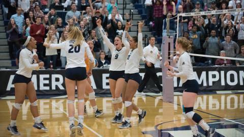 UNH volleyball game