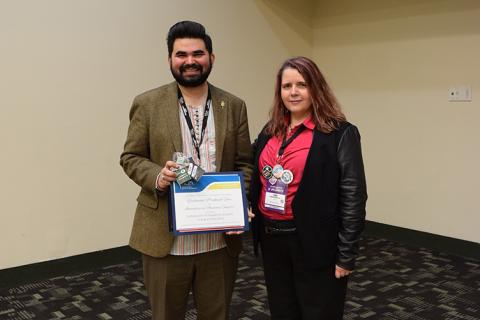 Yashwant Prakash Vyas holds the Innovation in Academic Support Award