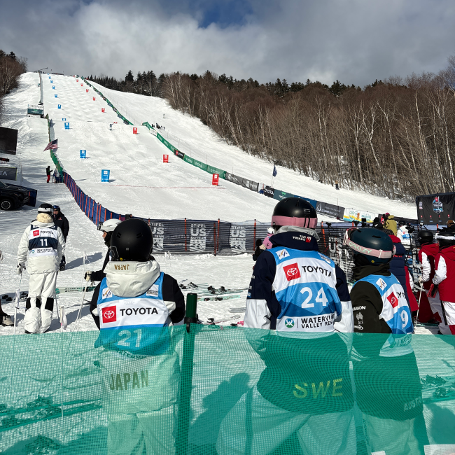 Group of UNH students at a ski competition
