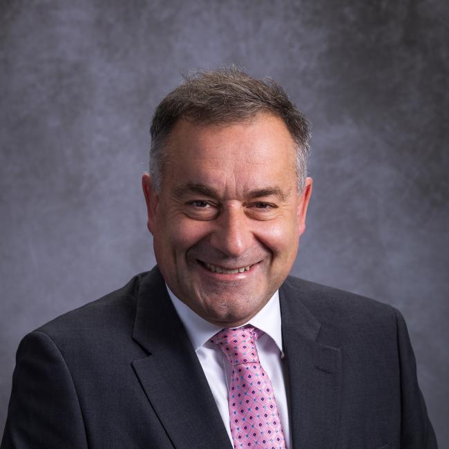 Mark Bonica headshot
