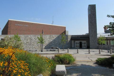 UNH MUB courtyard in the spring