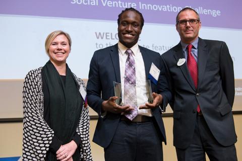 Gino UNH student accepting award for the svic 2017