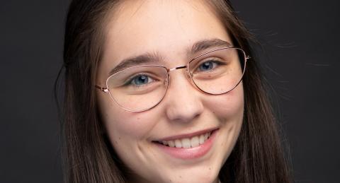 Lilia Gardner Headshot