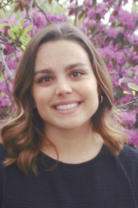 Cassie Hollasch Headshot