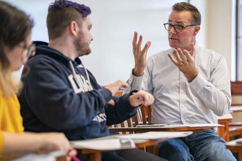 UNH Faculty in the classroom