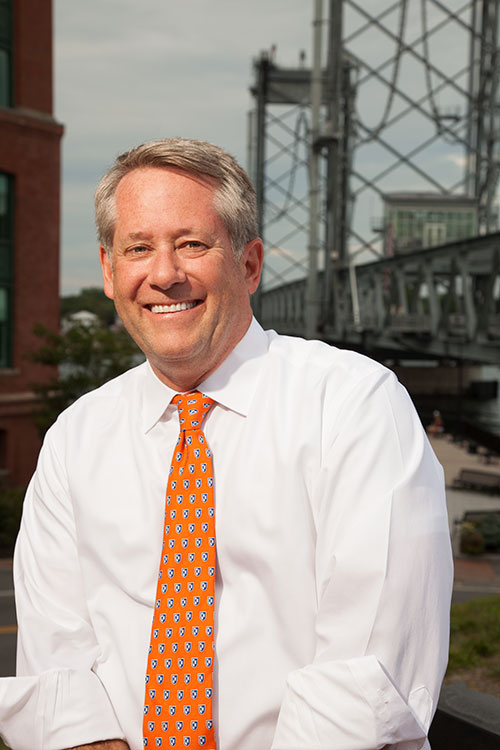 UNH Alumni Association board director Robert McGrath '96