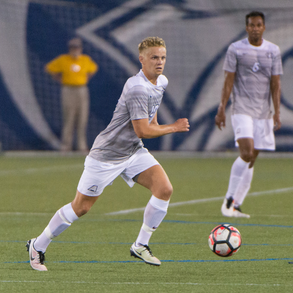 UNH men's soccer team 