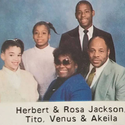 Tito Jackson with his family