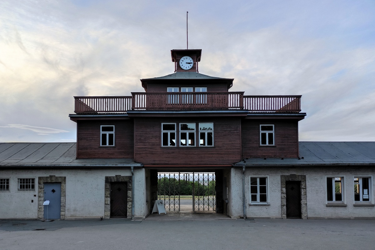 the front entrance to Buchenwald