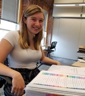 Kelsea Batchelder '21 interned at the UNH STEM Discovery Lab this summer