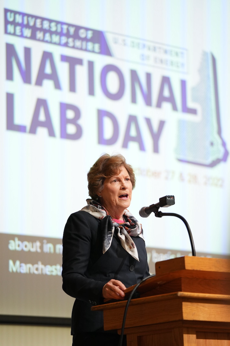 Senator Jeanne Shaheen speaks at a podium at UNH's National Lab Day