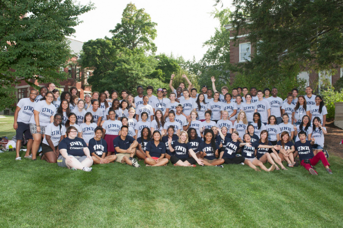 students in UNH Connect pre-orientation program