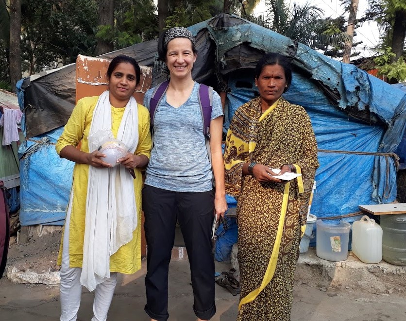 Yusi Turell with "pollinators" in India 