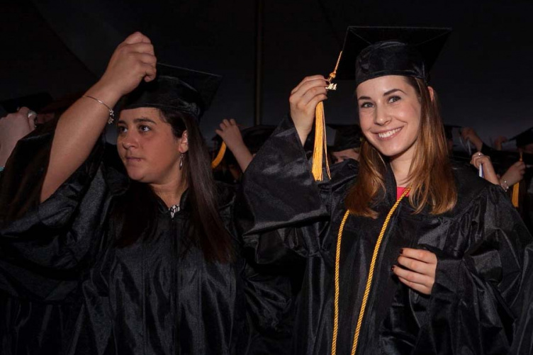 unh manchester students at commencement