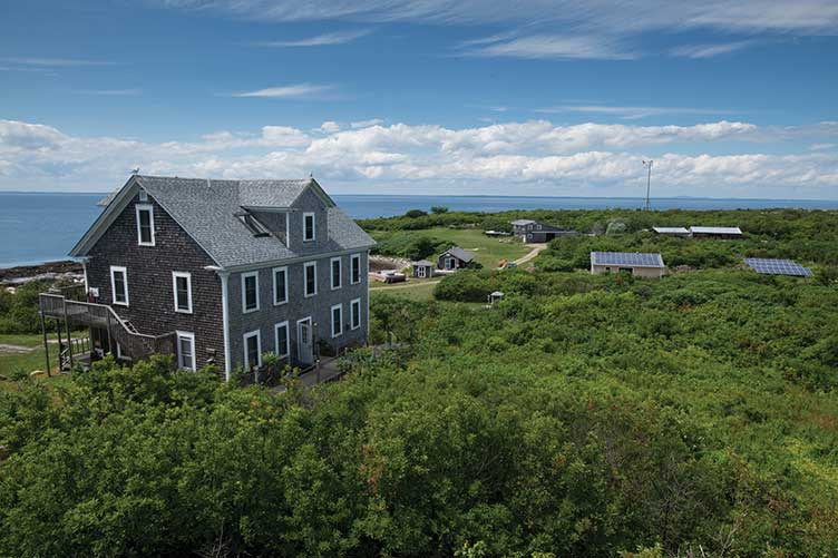 solar panels on Appledore Island