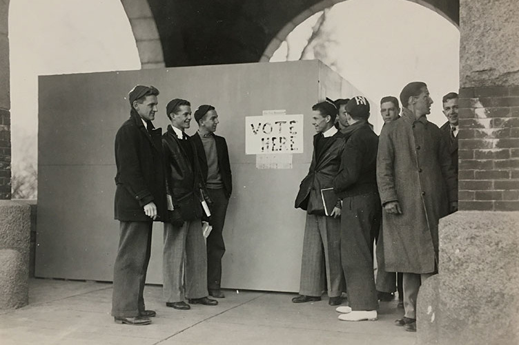 voting booth under the Thompson Hall arches at UNH
