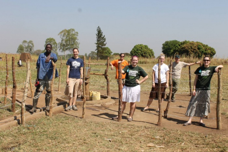 UNH students volunteering with Engineers Without Borders