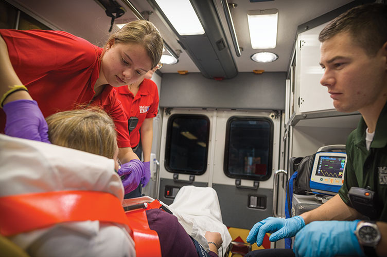 UNH students working for the McGregor Memorial Emergency Medical Service