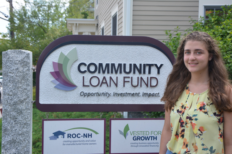 UNH student Rachel Vaz '18 at Community Loan Fund internship