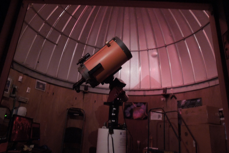 the telescope at the UNH observatory