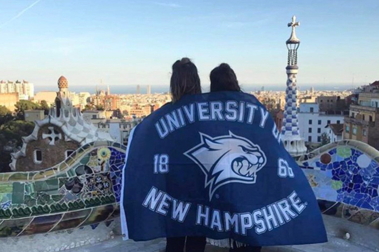 Kate Aiken '19 and Emily Jenkins '19 in Barcelona Kate Aiken '19 and Emily Jenkins '19 in Barcelona
