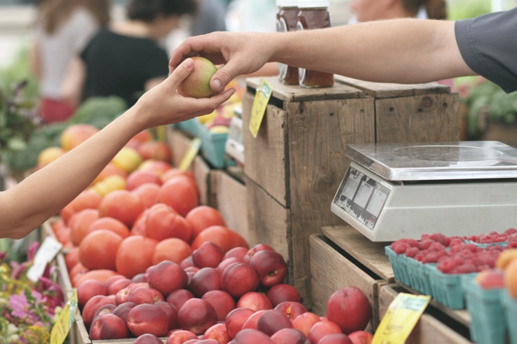 Image of a farmer's market
