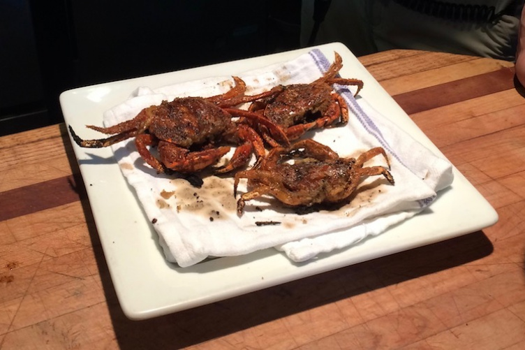 Cooked crabs on a plate