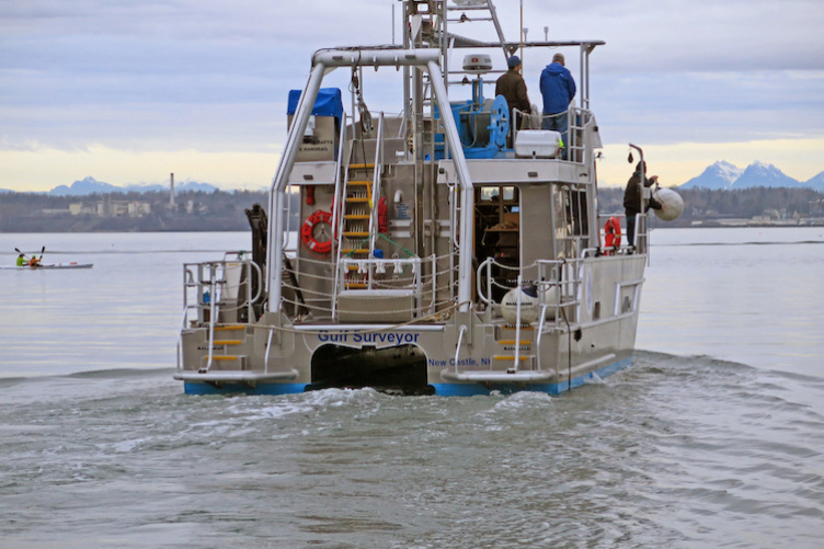 RV Gulf Surveyor ship