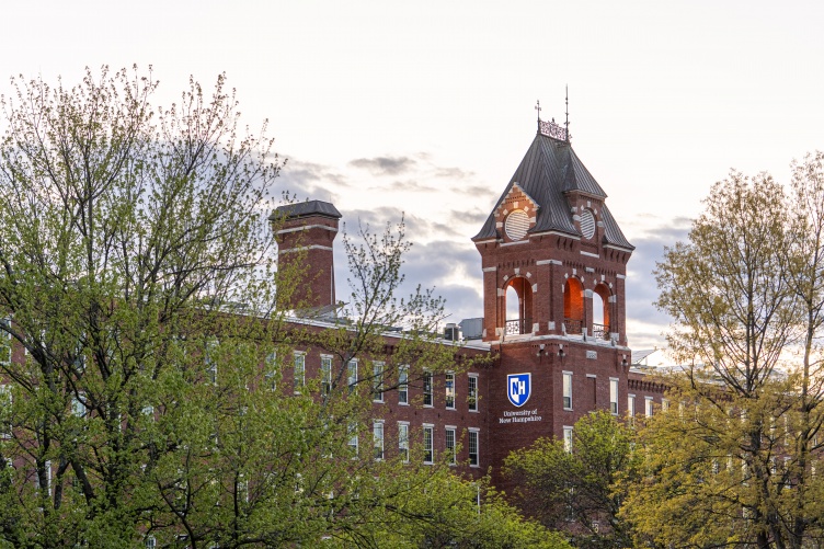 University of New Hampshire at Manchester Pandora Mill Building