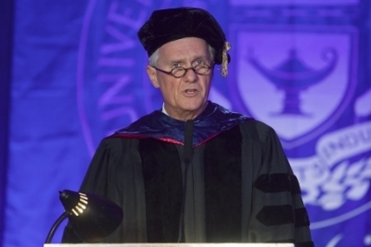 Mark Huddleston speaking at commencement ceremony