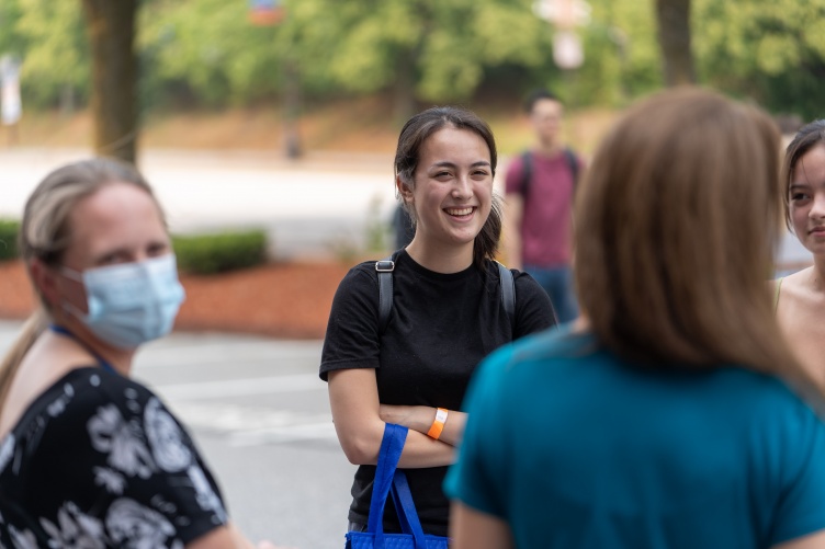 students outside UNH Manchester