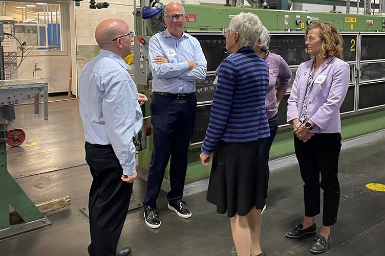 UNH leaders tour SubCom facility