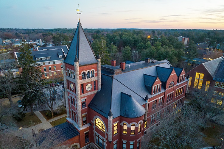 UNH Once Again Well Represented on '40 Under Forty' List