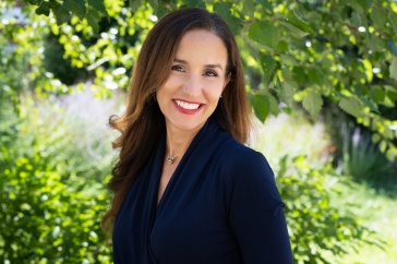Paul College Associate Dean Luciana Echazú