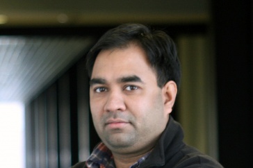 Associate Professor Harish Vashisth