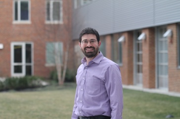 UNH professor Jeffrey Halpern stands outside Kingsbury Hall